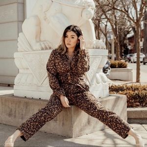 Leopard jumpsuit with waist tie